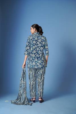 Beautiful blue crepe silk kurta set with scarf for classy looks 2