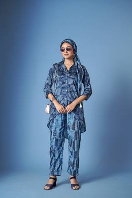 Beautiful blue crepe silk kurta set with scarf for classy looks 1
