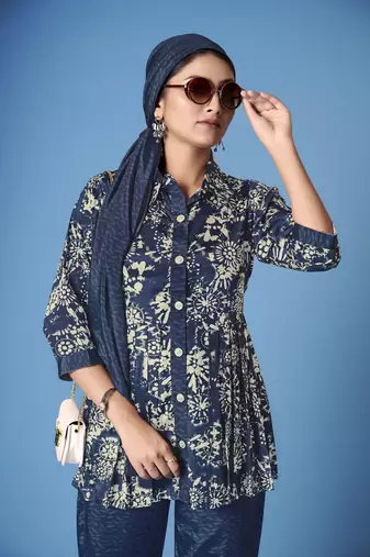 Beautiful blue crepe silk kurta set with scarf for classy looks