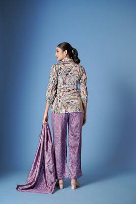 Beautiful purple crepe silk kurta set with scarf for classy looks 2