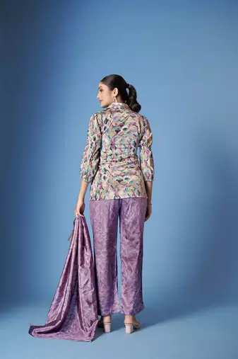 Beautiful purple crepe silk kurta set with scarf for classy looks