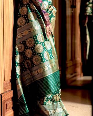 Green color silk blend saree with blouse 3