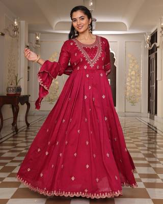 Pink beautiful soft silk fabric glamorous partywear readymade suit 4