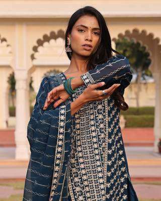 Teal beautiful georgette fabric glamorous partywear readymade suit 4