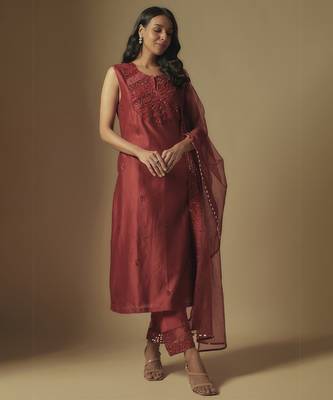 Red kurta set 1