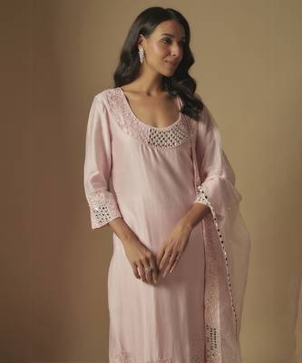 Blush kurta set 4