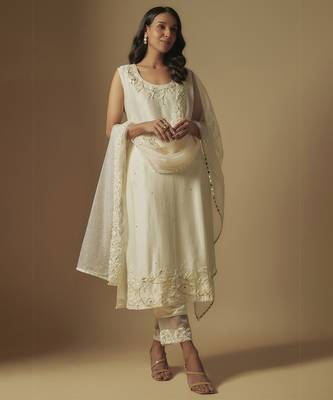 Ivory kurta set 1