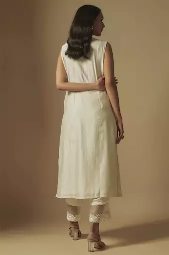 Ivory kurta set