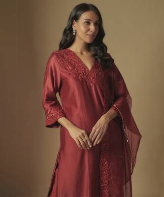 Red kurta set 4