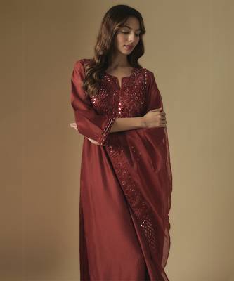 Red kurta set 4