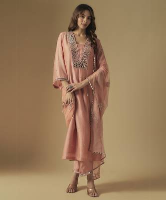 Rose gold kurta set 1