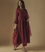 Red kurta set