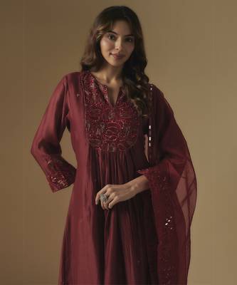 Red kurta set 4