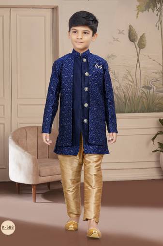 Cheekoo banarsasi jackard with booti zari thred work indo