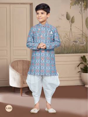 Off white havy  indowestern sherwani with  less work with fansy batton 1