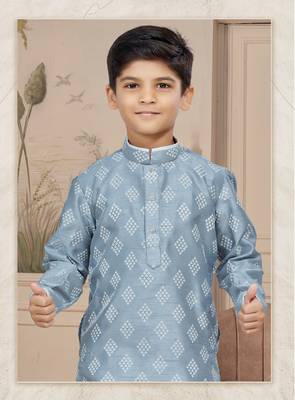 Off white degital printed thread work kurta pajama 2