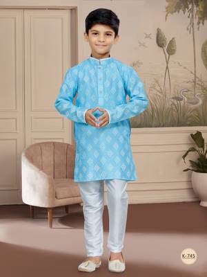 Off white degital printed thread work kurta pajama 1