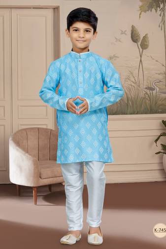 Off white degital printed thread work kurta pajama