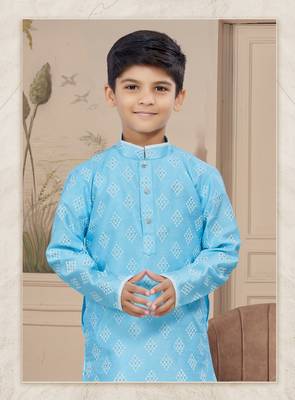 Off white degital printed thread work kurta pajama 2