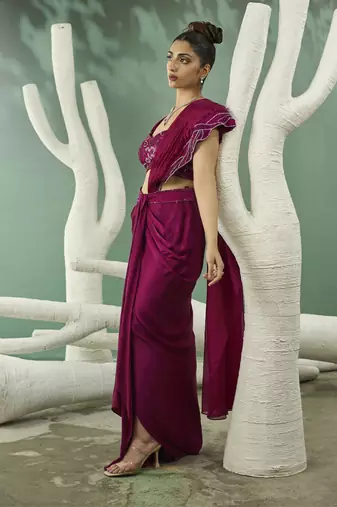 Plum pink drape skirt set with detachable dupatta