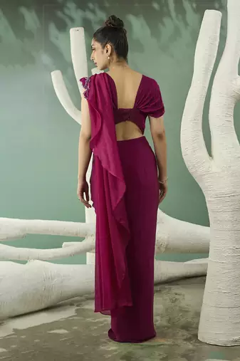 Plum pink drape skirt set with detachable dupatta