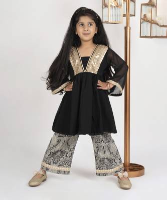 Girls black & gold coord set 4