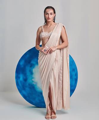 Ivory metallic foil hand pleated saree set 1