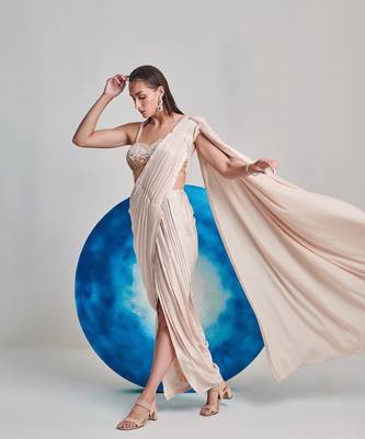 Ivory metallic foil hand pleated saree set 5