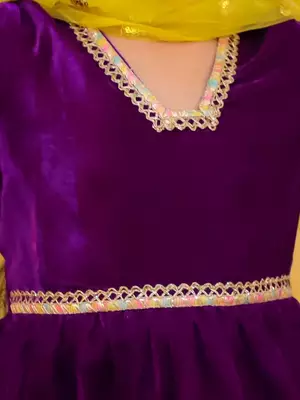 Kid1 veena velvet peplum set 4