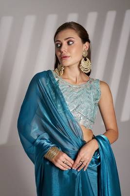 Blue twill net c solid fancy saree 3