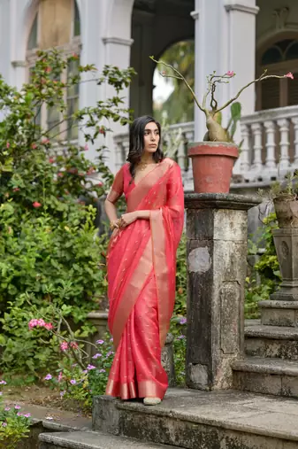 Gajri kalyani silk blend elegant festive wear heavy woven saree