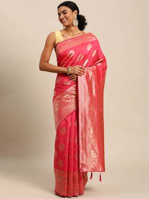 pink banarasi silk blend jacquard woven golden zari butta saree with blouse piece 4