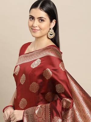 maroon banarasi silk blend jacquard woven golden zari butta saree with blouse piece 2