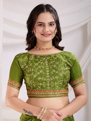 Green bandhej printed with embroidery work vichitra silk blend saree 4