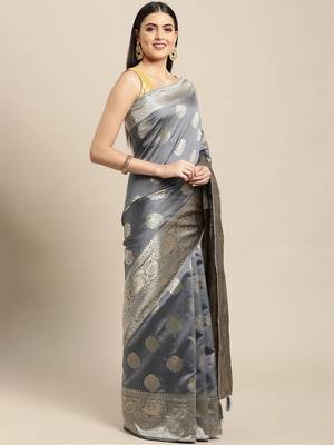 grey banarasi silk blend jacquard woven golden zari butta saree with blouse piece 4