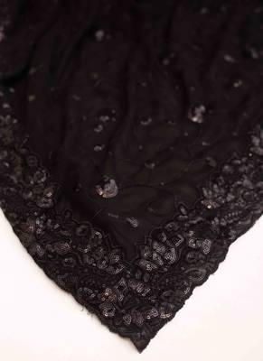Black georgette floral embroidered saree 4