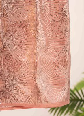 Sequined diamond pattern baby pink saree 5
