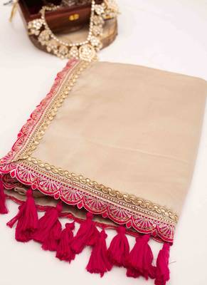 Gold and Cream Dual-Tone Saree with Elegant Embroidered Lace 5