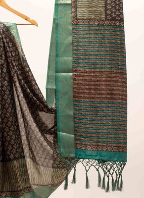 Floral print cotton silk saree with green border 4