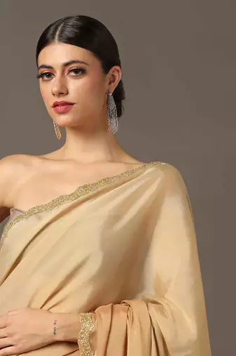 The classic shades of gold saree set