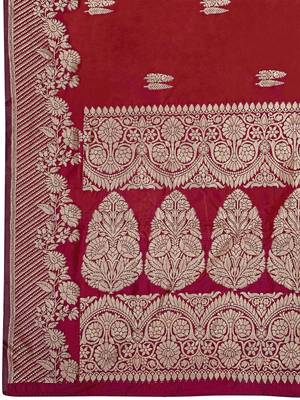 Banarasi woven red jacquard work saree with blouse piece 5