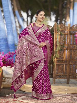 Banarasi satin silk woven pink jacquard work saree with blouse piece 1