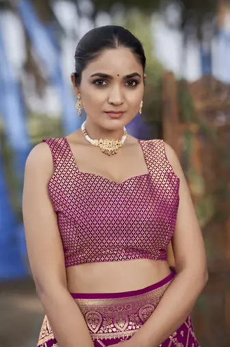 Banarasi satin silk woven pink jacquard work saree with blouse piece