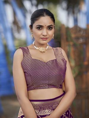 Banarasi satin silk woven purple jacquard work saree with blouse piece 4