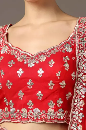 The eternal red gota-pati saree set