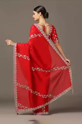 The eternal red gota-pati saree set