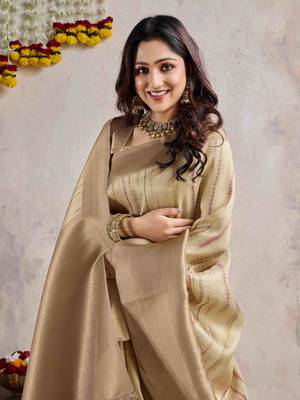 golden zari woven banarasi silk blend saree with unstitched blouse piece 3