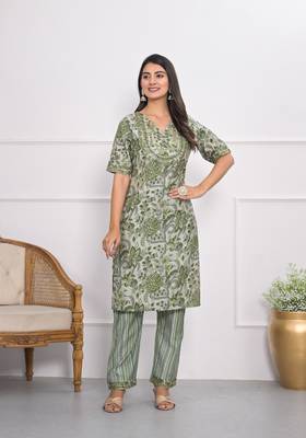 Festive wear ethnic green chanderi stitched suit with dupatta 2