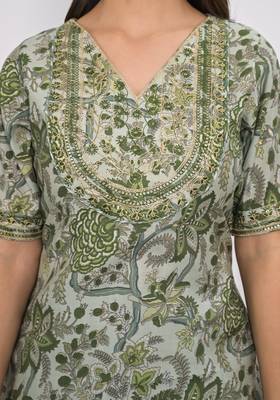 Festive wear ethnic green chanderi stitched suit with dupatta 4