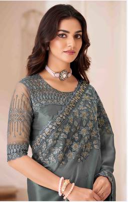 teal embroidered georgette saree with unstitched blouse piece 2